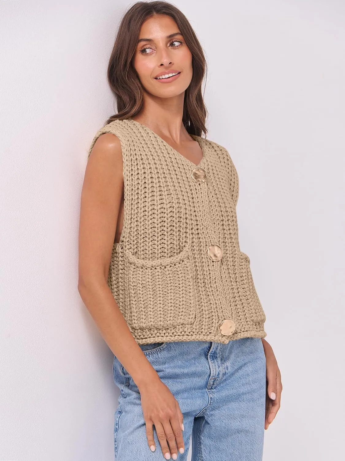 ANRABESS Women Chunky Knit Sweater Vest Button Down Casual Sleeveless Cardigan with Pockets Spring Trendy Outfits 2025
