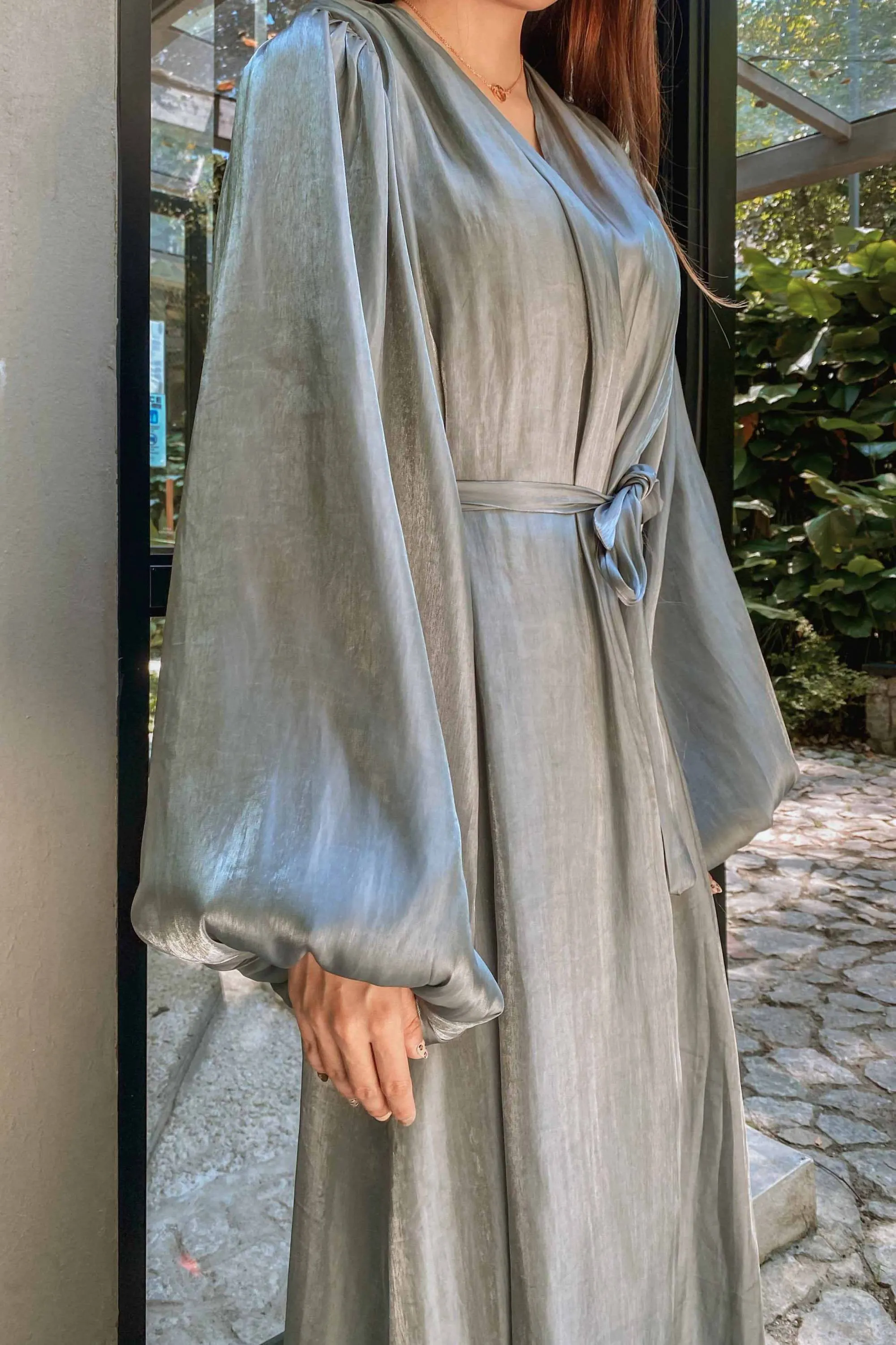 Elaiqe Balloon Sleeved Longline Cardigan in Grey