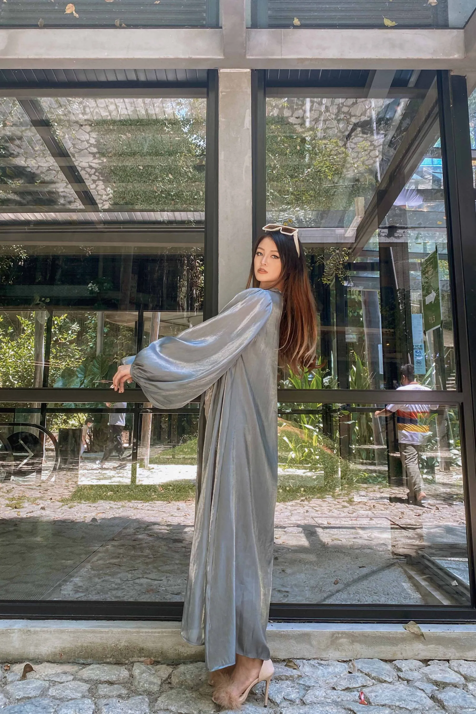 Elaiqe Balloon Sleeved Longline Cardigan in Grey